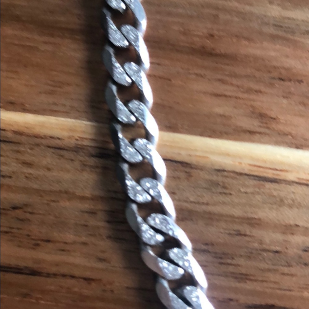 Silver necklaces - Picture 2 of 5